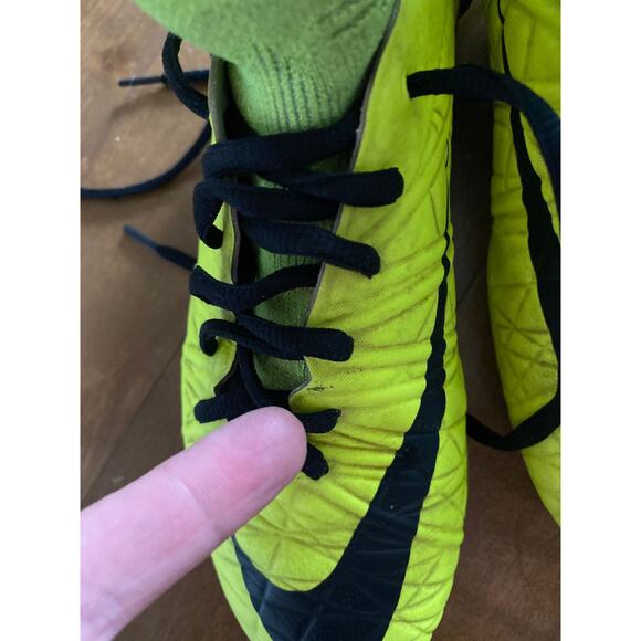 Nike Hypervenom Phantom II FG Volt/Black/Hyper Turquoise youth size 5.5 - Picture 12 of 12